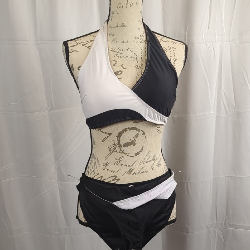 SHEIN Monochrome Wrap Bikini